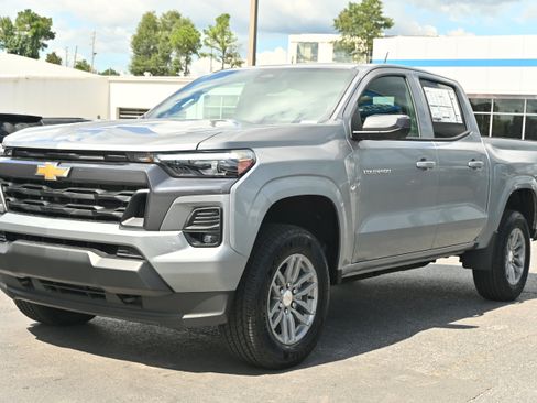 New 2026 Chevrolet Colorado LT w/ LT Convenience Package AWD/4WD image 5