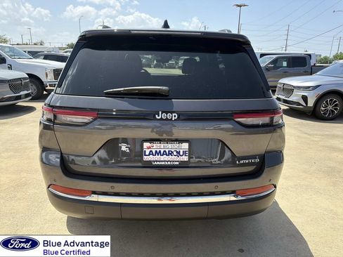 Used 2025 Jeep Grand Cherokee Limited w/ Trailer Tow Package RWD image 9
