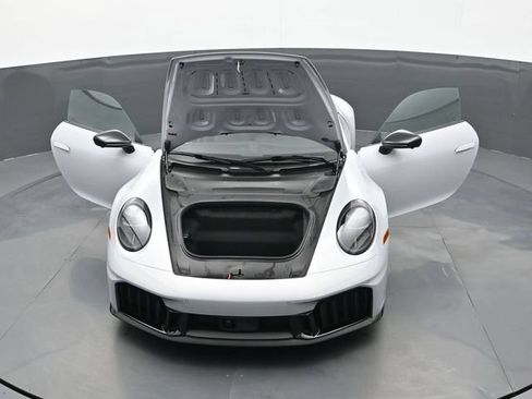 Certified 2026 Porsche 911 Carrera 4 GTS AWD/4WD image 27