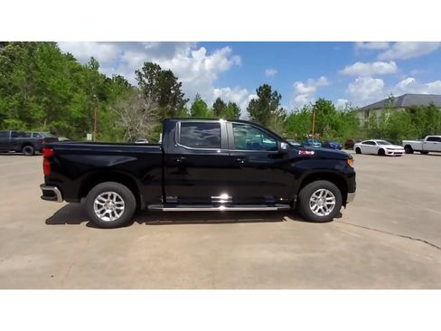 New 2026 Chevrolet Silverado 1500 LT w/ Z71 Off-Road Package AWD/4WD image 9