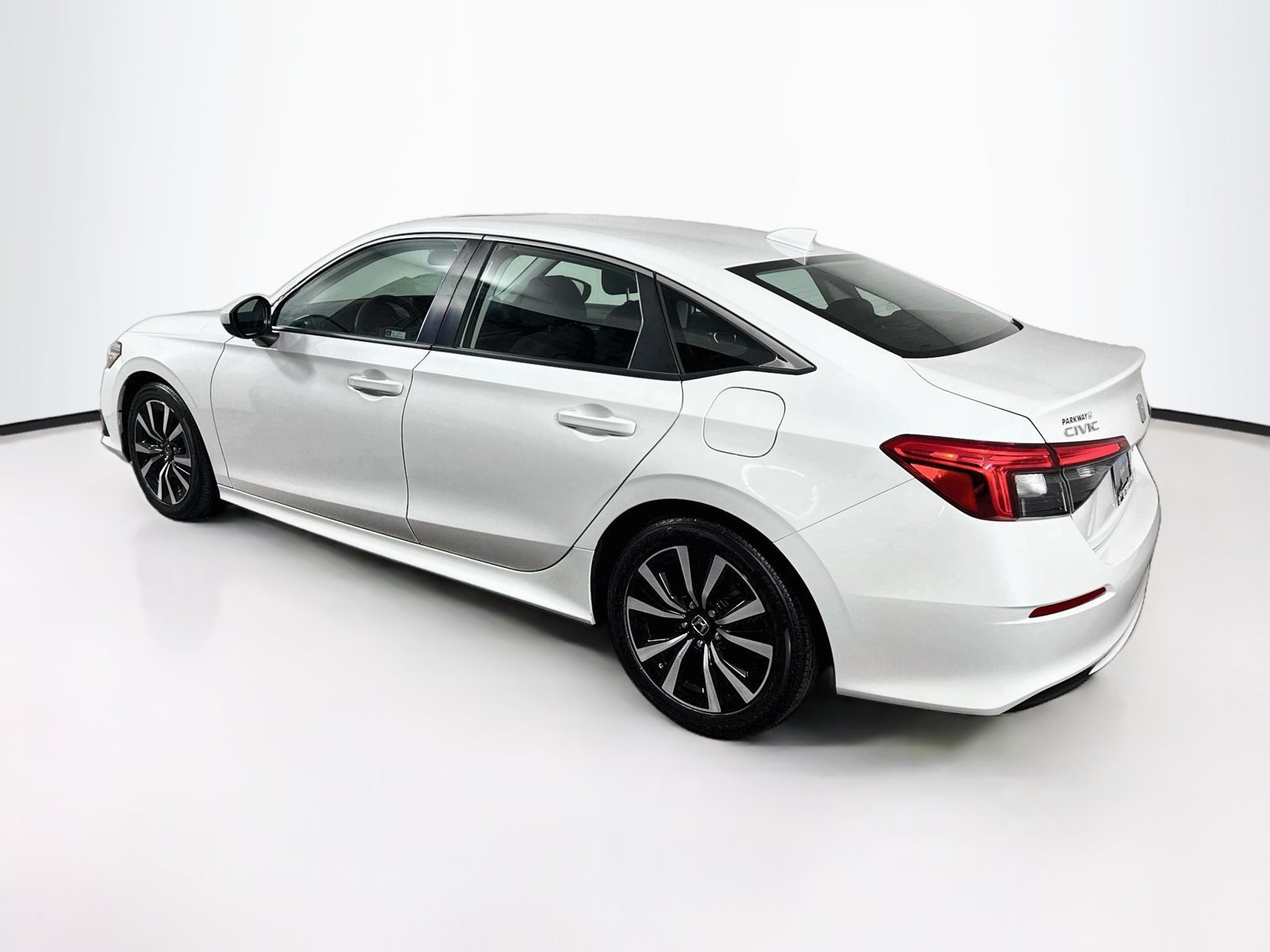 Used 2023 Honda Civic EX image 5
