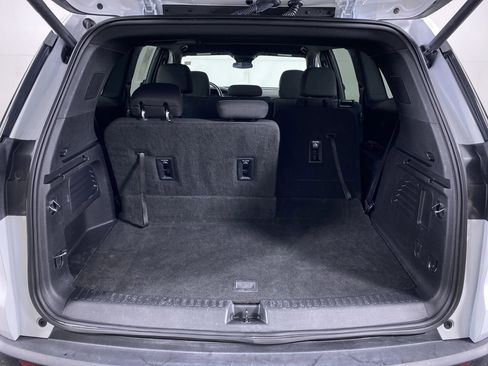 Certified 2025 GMC Acadia Elevation image 14