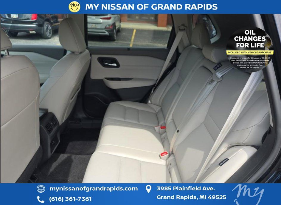 Used 2023 Nissan Rogue SV w/ SV Premium B Package AWD/4WD image 9