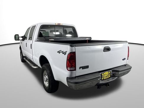 Used 2001 Ford F250 XLT image 9