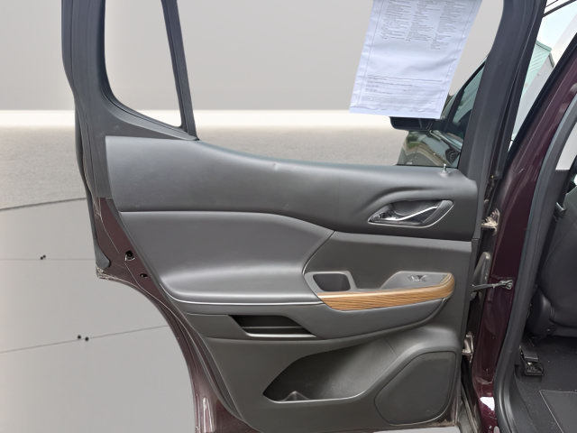 Used 2018 GMC Acadia SLE w/ Driver Alert Package I AWD/4WD image 24