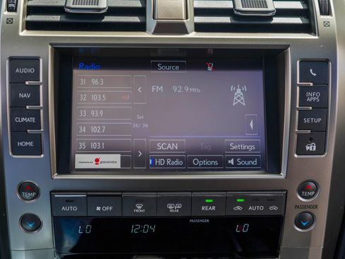 Used 2021 Lexus GX 460 Premium w/ Premium Package AWD/4WD image 19