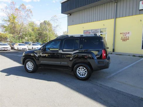 Used 2014 Nissan Xterra S image 3