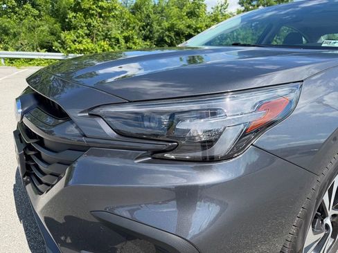 Used 2025 Subaru Legacy Premium AWD/4WD image 10