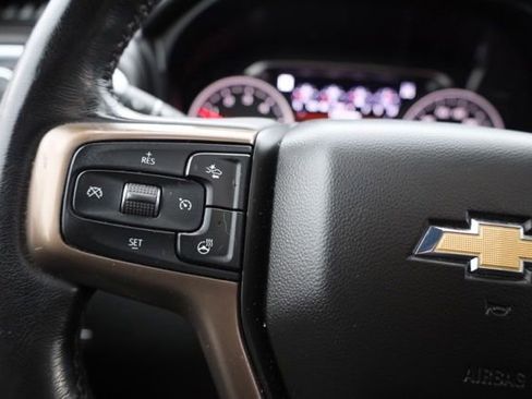 Used 2020 Chevrolet Silverado 1500 High Country image 18