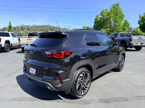 New 2026 Chevrolet TrailBlazer RS w/ Convenience Package FWD image 4
