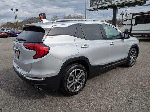 Used 2019 GMC Terrain SLT image 4