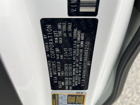 Used 2022 Kia Carnival SX image 31