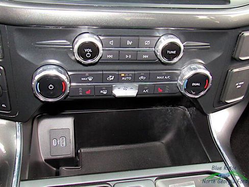 Certified 2022 Ford F150 XLT w/ Equipment Group 302A High image 23