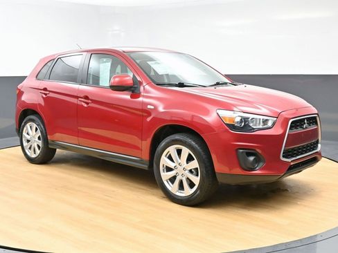Used 2015 Mitsubishi Outlander Sport ES image 3