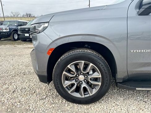 Used 2022 Chevrolet Tahoe LT w/ Luxury Package image 23
