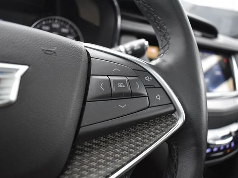 Used 2023 Cadillac XT5 Sportv image 17