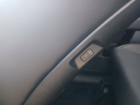 Used 2024 Hyundai Santa Fe SEL FWD image 11