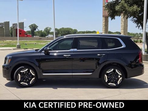 Certified 2024 Kia Telluride S FWD image 3