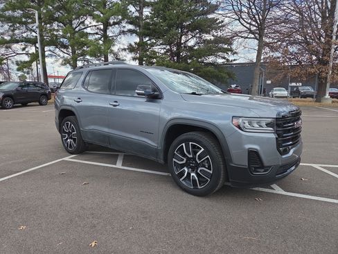 Used 2021 GMC Acadia SLT w/ Elevation Edition image 7