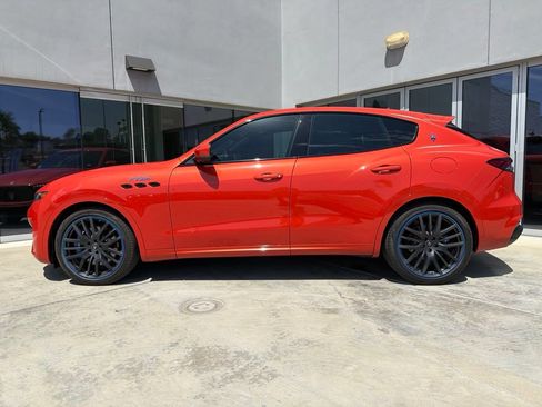 Certified 2023 Maserati Levante F Tributo AWD/4WD image 9