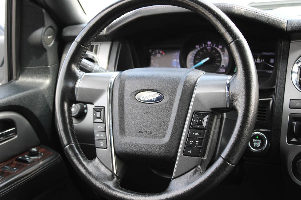 Used 2015 Ford Expedition EL Platinum AWD/4WD image 30