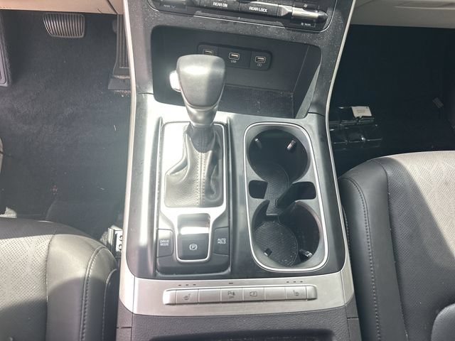 Certified 2024 Kia Carnival LX FWD image 17
