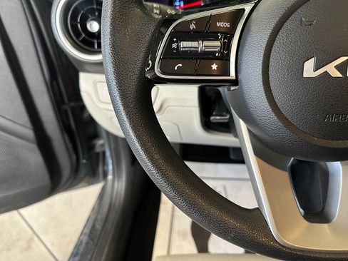 Used 2023 Kia Forte LXS FWD image 11
