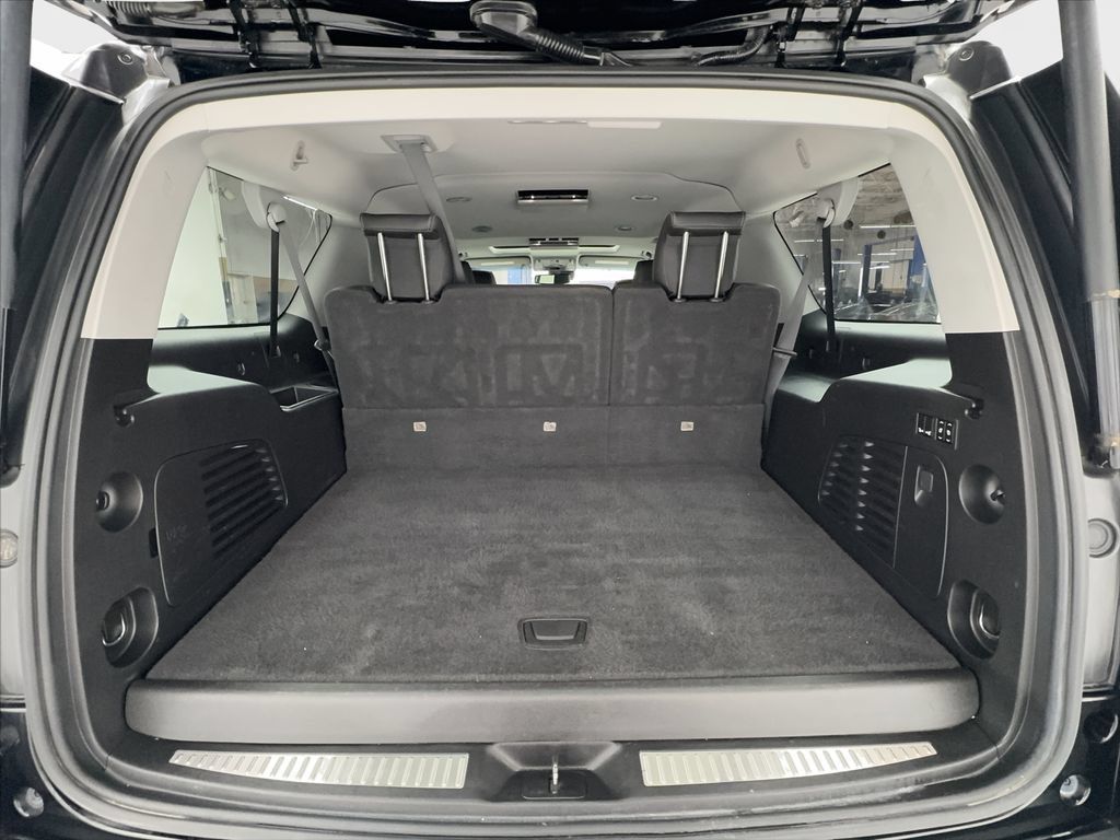 Used 2019 GMC Yukon XL Denali w/ Denali Ultimate Package RWD image 17
