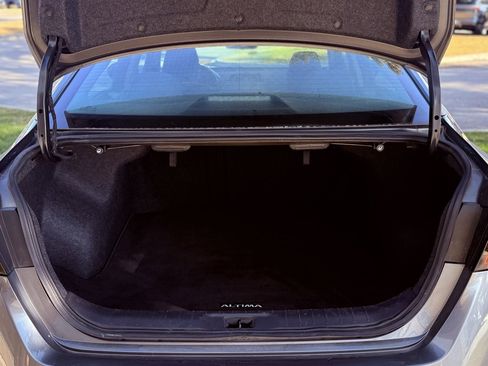 Used 2022 Nissan Altima 2.5 S image 32