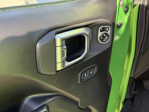 Used 2019 Jeep Wrangler Unlimited Sport S image 11