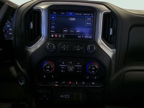 Used 2020 Chevrolet Silverado 2500 LT w/ All Star Edition AWD/4WD image 17