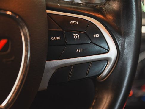 Used 2018 Dodge Charger SXT Plus RWD image 27