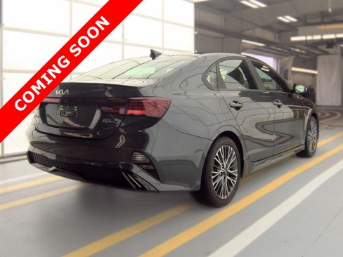Used 2024 Kia Forte GT-Line w/ GT-Line Premium Package FWD image 4