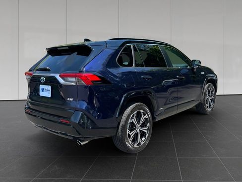 Used 2024 Toyota RAV4 XSE w/ Weather Package AWD/4WD image 5