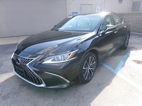 Used 2025 Lexus ES 300h w/ Premium Package FWD image 1