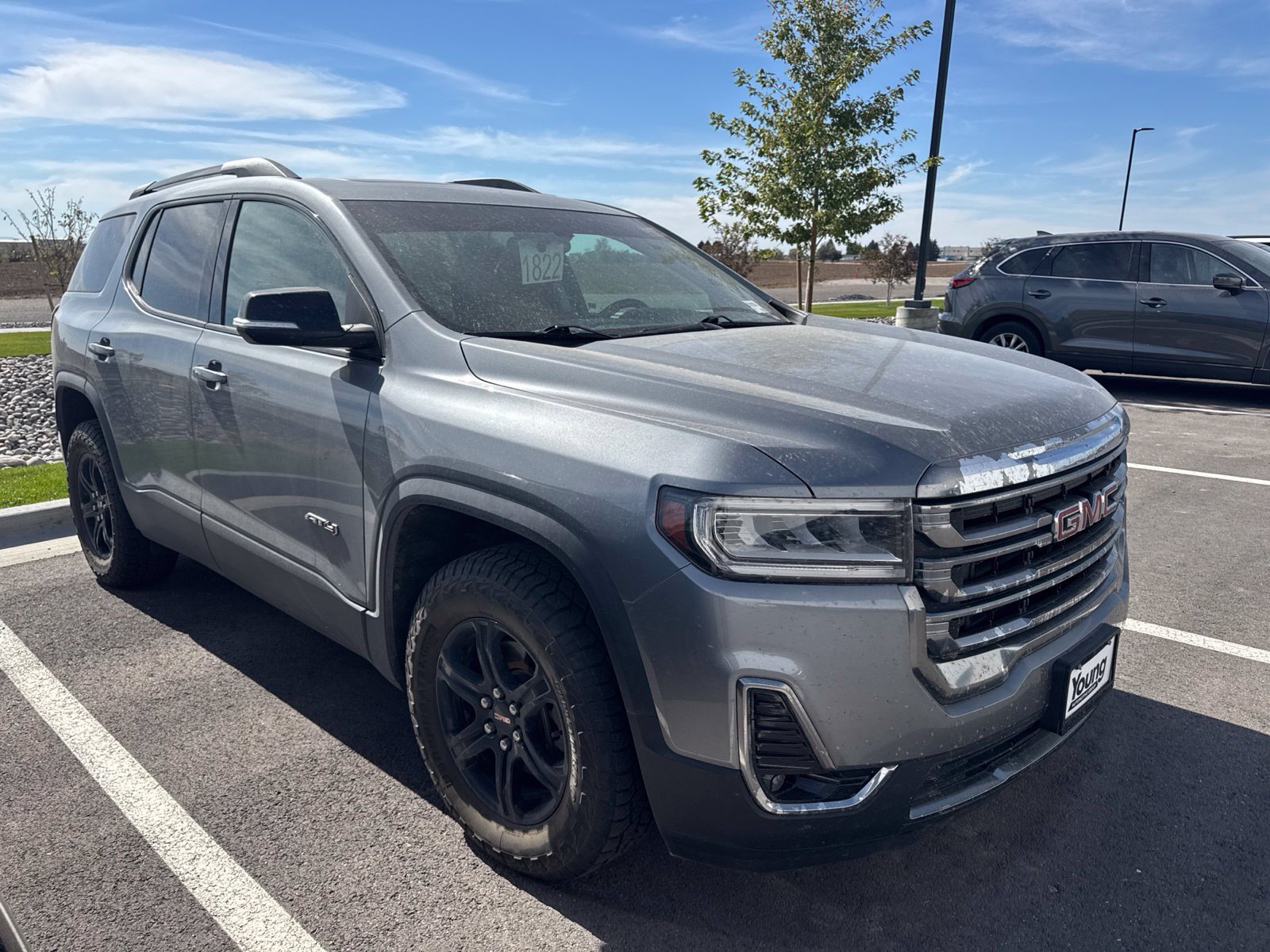 Used 2020 GMC Acadia AT4 AWD/4WD image 2