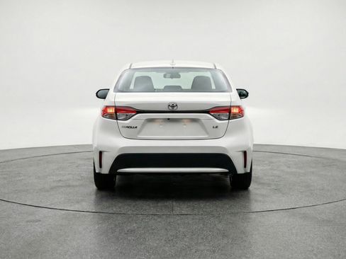 Used 2025 Toyota Corolla LE image 7