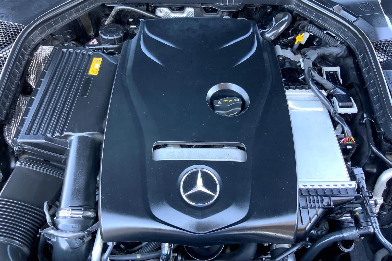 Used 2017 Mercedes-Benz C 300 Sedan image 32