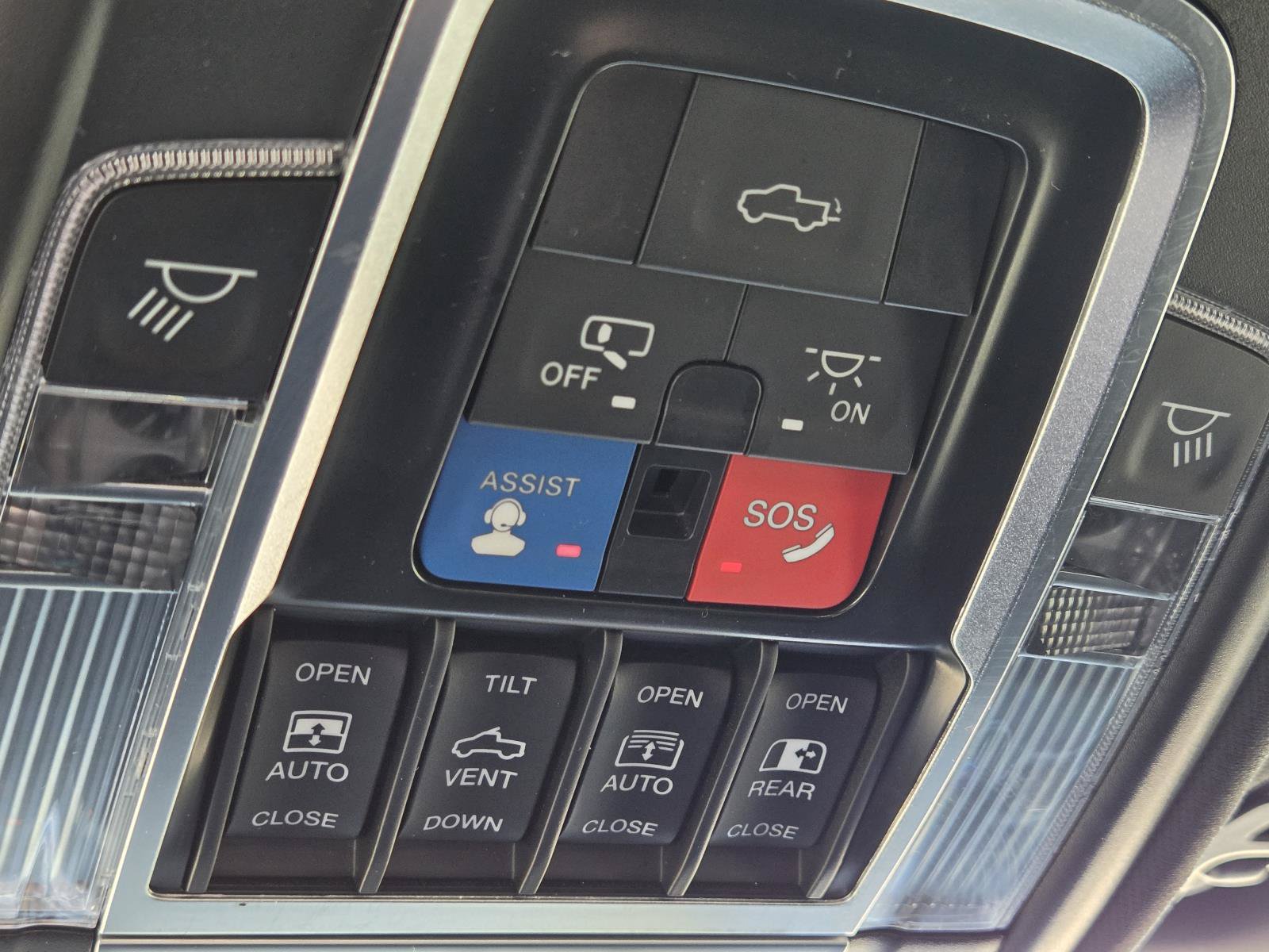 Used 2022 RAM 1500 TRX w/ TRX Level 2 Equipment Group AWD/4WD image 26