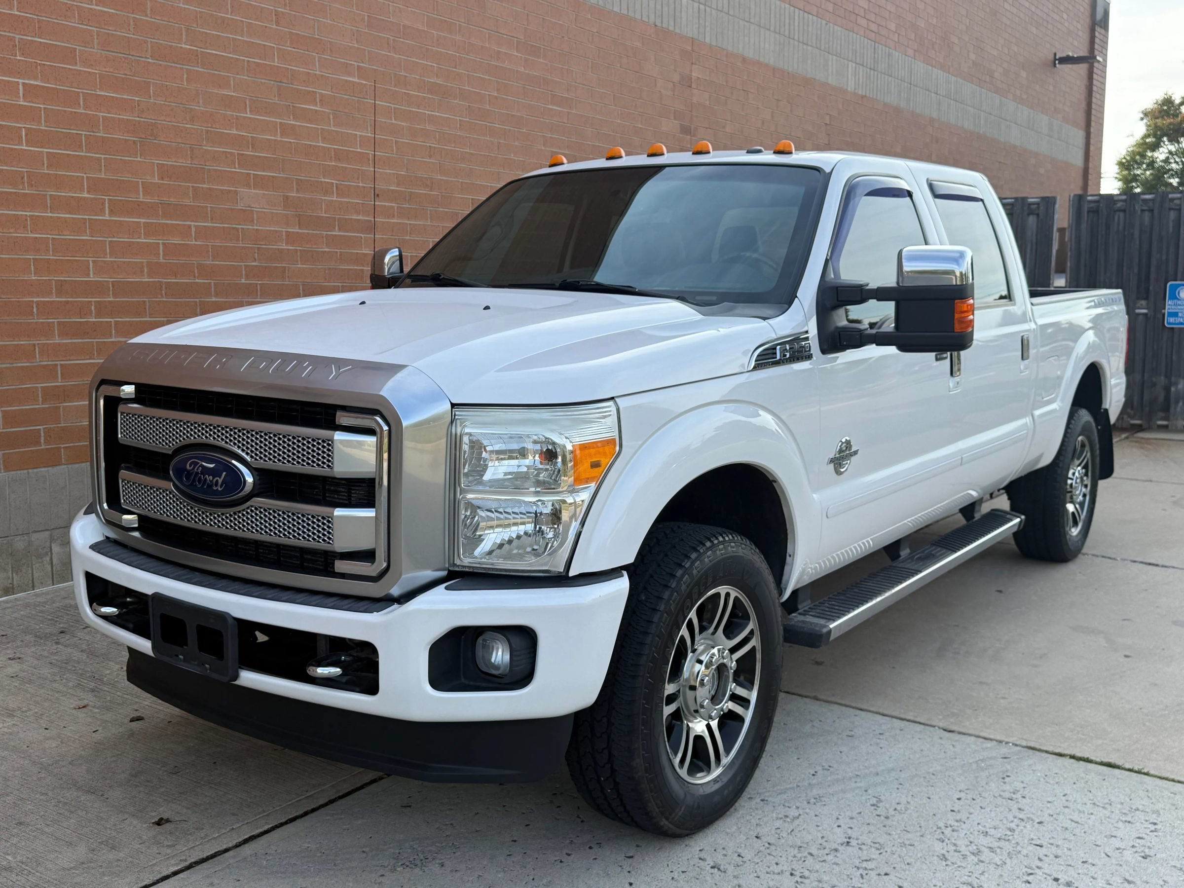 Used 2015 Ford F250 Platinum w/ FX4 Off-Road Package AWD/4WD image 3
