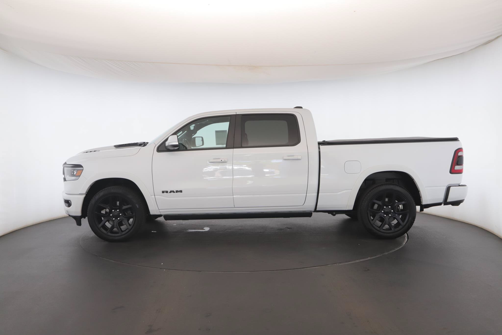 Used 2022 RAM 1500 Laramie AWD/4WD image 22