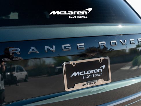 Used 2025 Land Rover Range Rover SE image 16