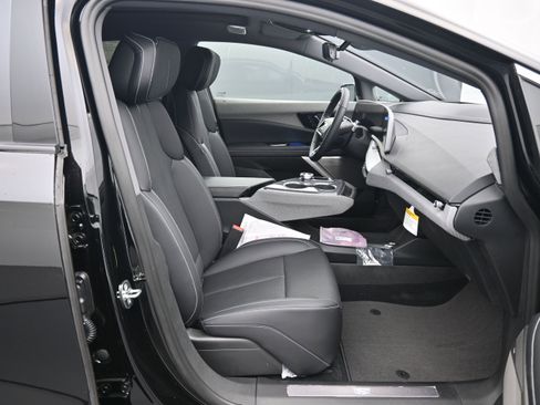 New 2026 Cadillac Optiq Luxury 2 AWD/4WD image 13