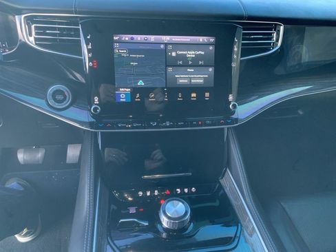 Used 2022 Jeep Wagoneer Series II w/ Premium Group I image 24