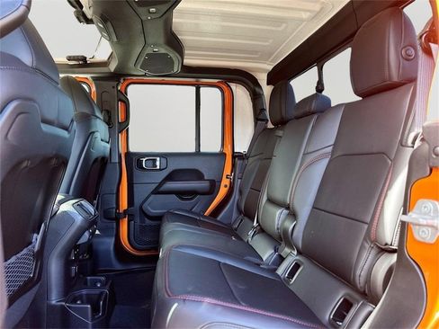 New 2025 Jeep Gladiator Rubicon w/ Convenience Group image 23