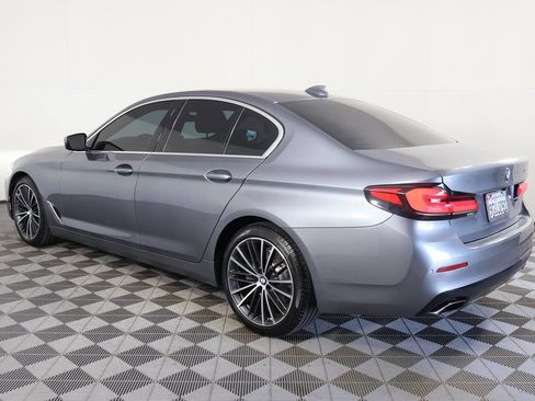 Used 2022 BMW 530i w/ Premium Package RWD image 6