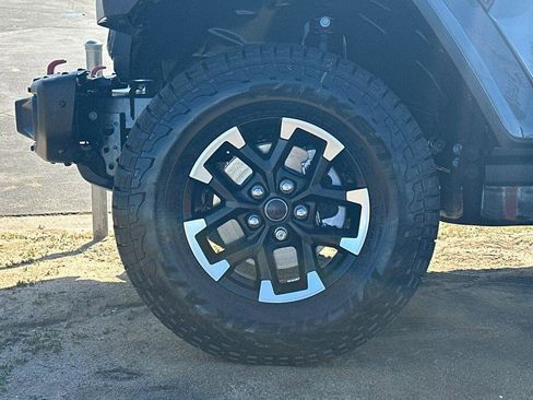 New 2026 Jeep Gladiator Rubicon image 23