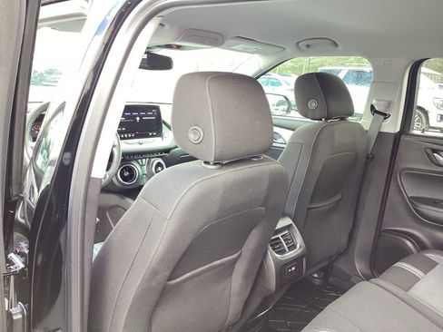 Used 2024 Chevrolet Blazer LT w/ Convenience Package FWD image 13