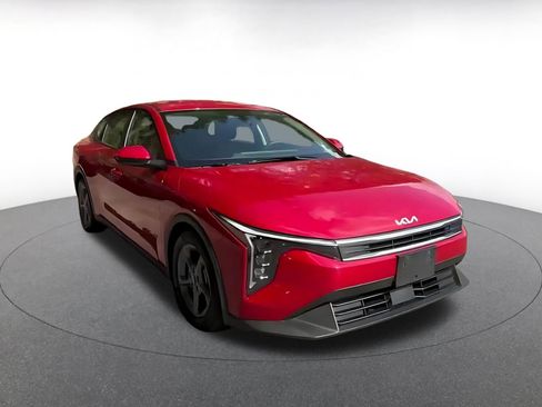 Used 2025 Kia K4 LXS FWD image 8