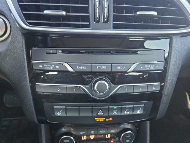 Used 2019 INFINITI QX30 AWD image 15